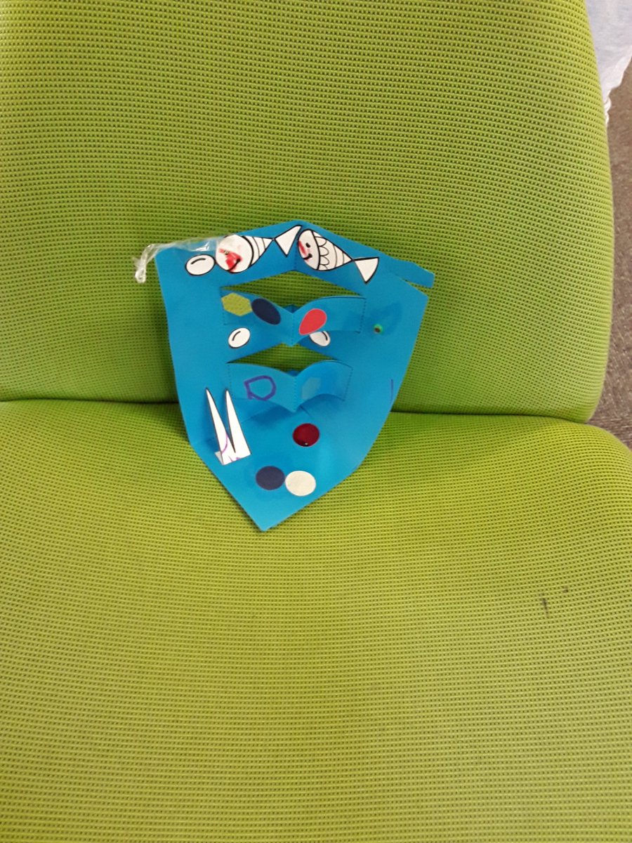 WFlibraries's tweet image. Making #UnderTheSeaCrafts at #StanleyLibrary this morning #WFlibraries #LoveCrafts