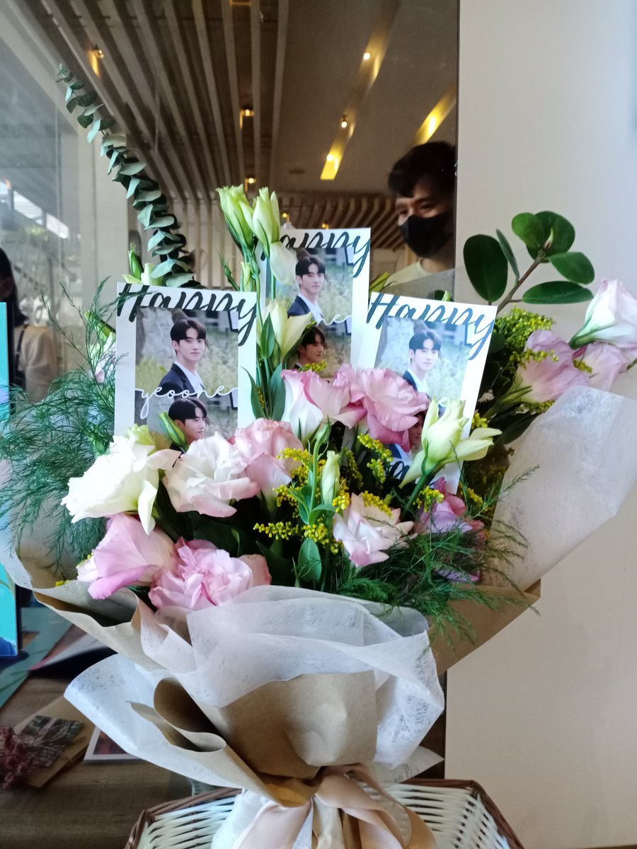 lovinghonggu's tweet photo. a few more photos from today's Changgu CSE, thank you so much @furawaari for organizing this eventπ₯Ίπ
#ForYEOONE_InFullBloom
#μ¬μ #YEOONE
#μ¬μ°½κ΅¬ #YeoChanggu
#ννκ³€ #PENTAGON
@CUBE_PTG https://t.co/PsNfsGMsPJ