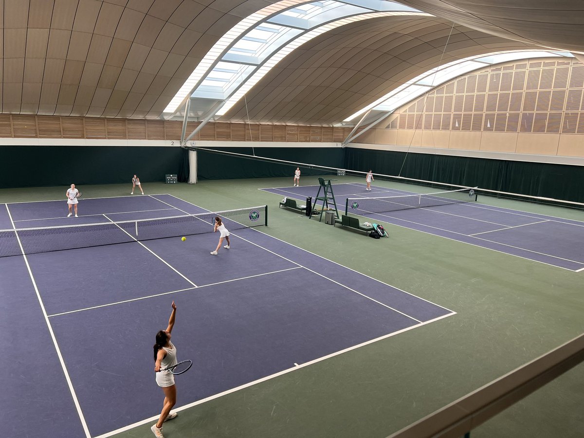 🎾 First round of matches underway for boys and girls #ista players v the AELTC teams in this stunning new indoor facility. ISTA girls pair 2 have claimed the first set #buildingthefuture 🎾