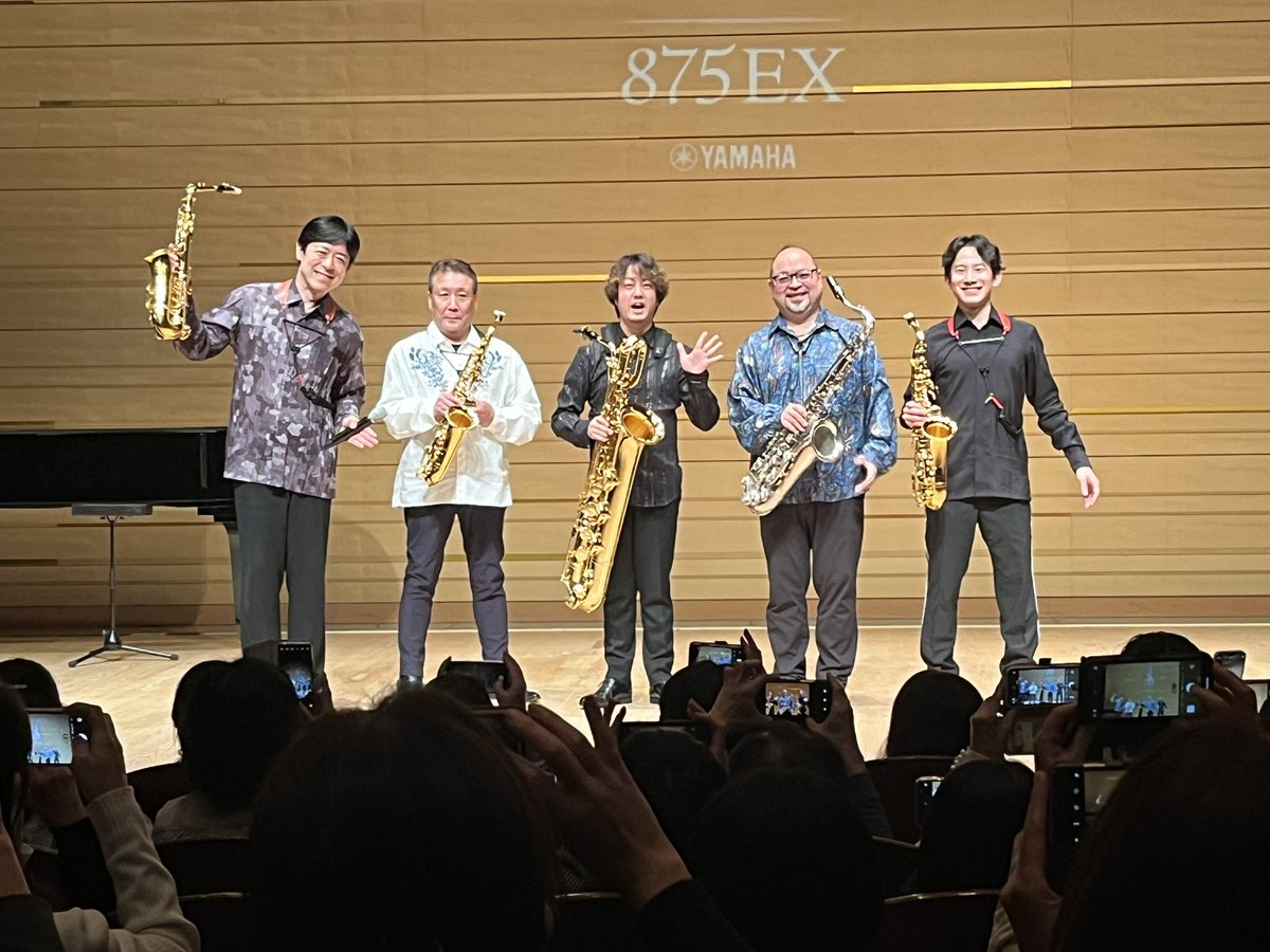 roger_310's tweet photo. チャルダッシュとかプーランクとかラーションとか、なんて豪華な🤩🤩🤩🤩🤩
ステキすぎてため息とニヤニヤがとまりません。
#875EX https://t.co/qwL7yRL4Y8