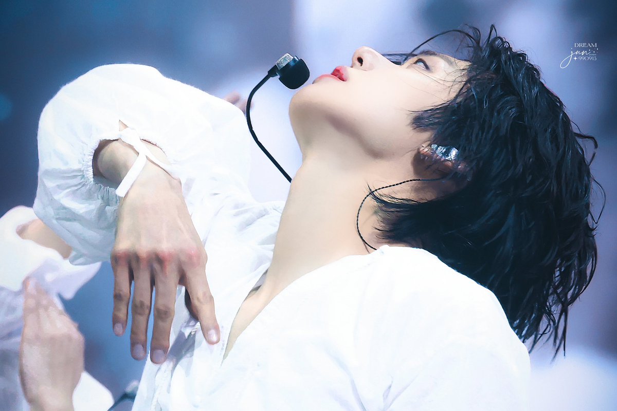 230325

#연준                   
#YEONJUN
#TOMORROW_X_TOGETHER
