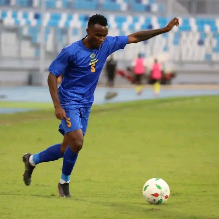 yanga_1935 tweet media