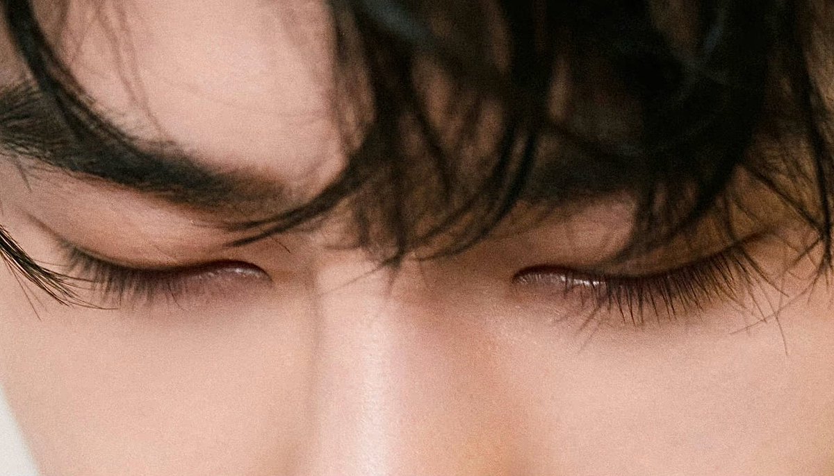 Omg😭😭😭 Yibo is fire🥵🥵🥵

#WangYibo_WeiboNight2022 
#WangYibo
#WangYibo王一博