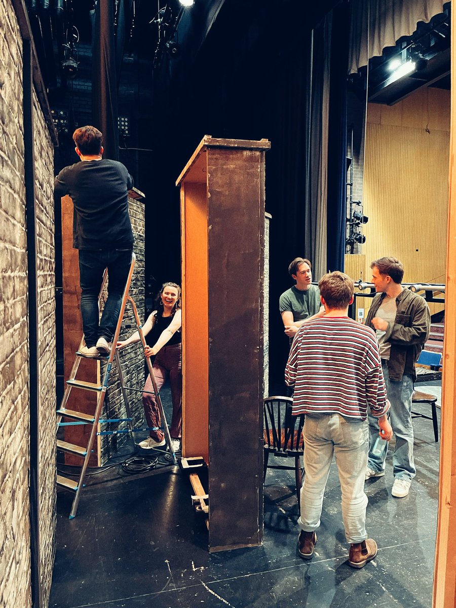 Dickens Theatre Company tweet media