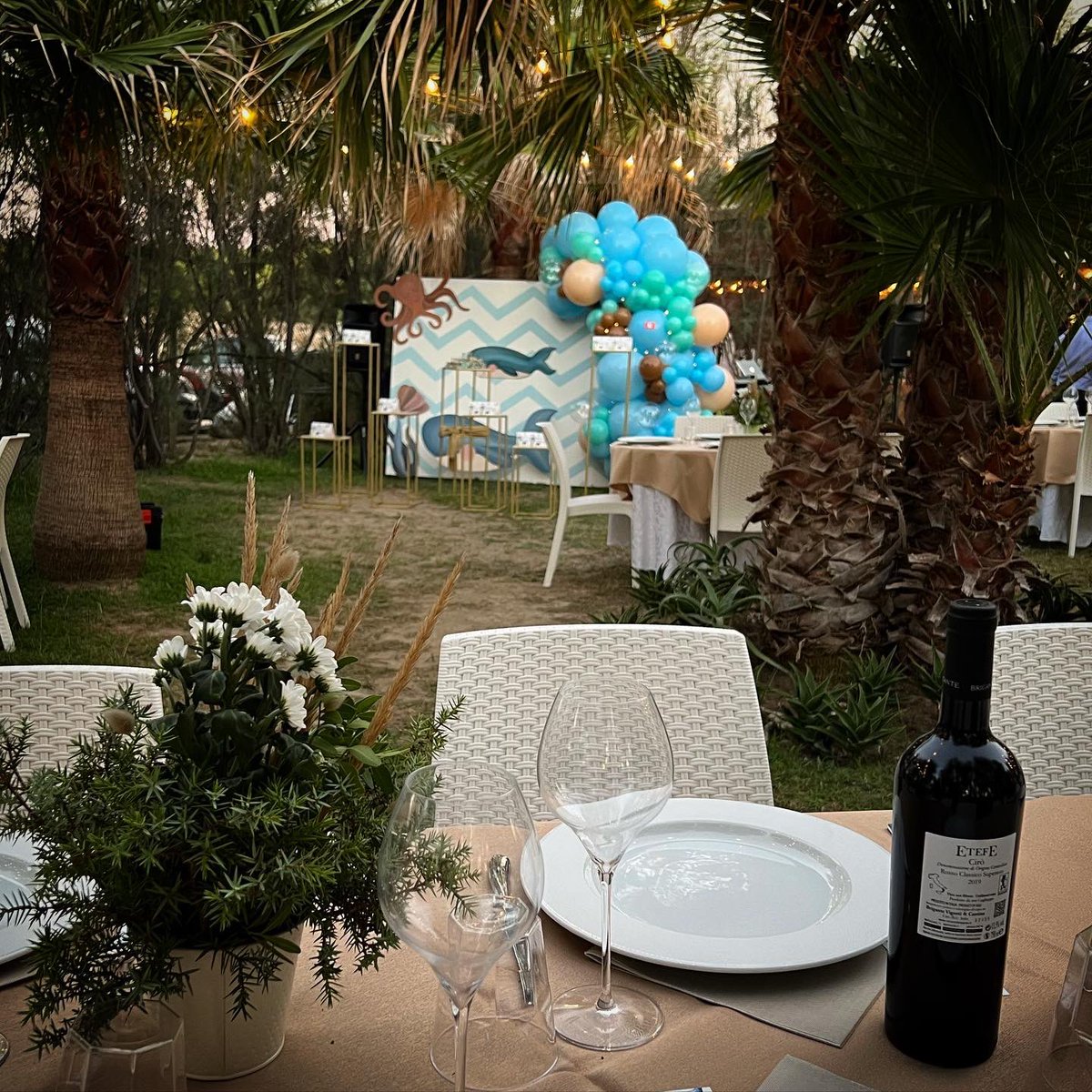 cefevents's tweet photo. Tema mare per il piccolo Ettore.. bolle, bolle, infinite bollicine!!🌊🐠🐙

#cefevents #weddingplanner #wedding #partyideas #partyinspiration #party #caketopper #balloonart #balloons #genderreveal #like4us #viral https://t.co/3yjFJpukII