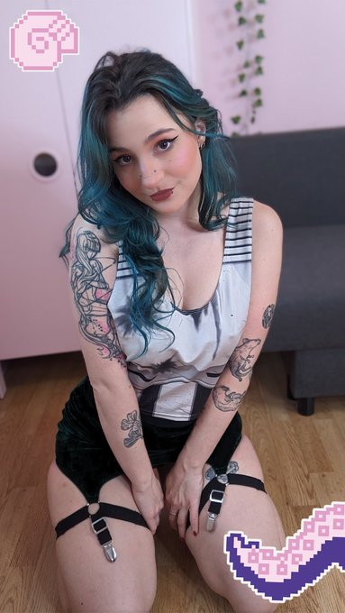 Tu viens jouer avec moi ? 🤭🥺  Rejoins ma page VIP 👉https://t.co/roDBfDd6LW 👈 https://t.co/1MbxPtmde7