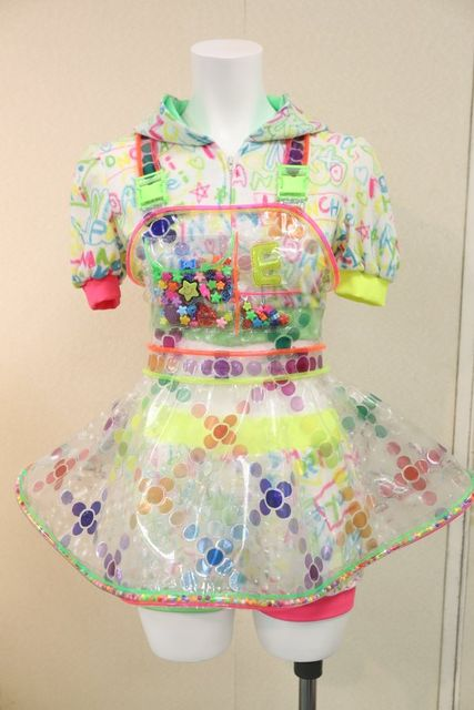 stylebyidol's tweet photo. SKE48's Wasshoi E! uniforms for AKB48 Group Rinji Soukai "Shirokuro tsukeyou janai ka!" Day 1 https://t.co/KKvjmjUlNm