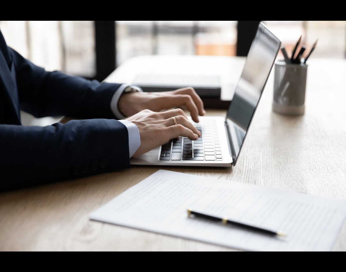 legalwebdesign's tweet photo. Does a Law Firm Really Need a Blog? https://t.co/6vSfe3uyzy https://t.co/EQUiZJ20Ap