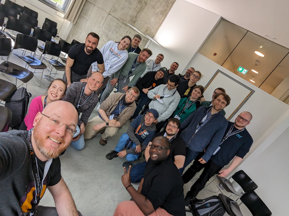 Speeddating #TYPO3 accomplished!
Wie immer viee neue Gesichter! #t3cmd <a href="/T3Cmd/">TYPO3Camp Mitteldeutschland</a>

<a href="/ehandwerk/">ZVEH</a> <a href="/ionos_de/">Beatsbyluca</a>
<a href="/digitalwert/">digitalwert</a> <a href="/kaystrobach/">Kay Strobach 📯 👨‍💻🔋🦣</a> <a href="/typo3/">TYPO3 Project</a> <a href="/4viewture/">4viewture</a> @mfc_dus <a href="/davitec_dresden/">Davitec GmbH</a> <a href="/mittwald/">mittwald</a> <a href="/nextmotion/">next.motion</a> @spooner_web