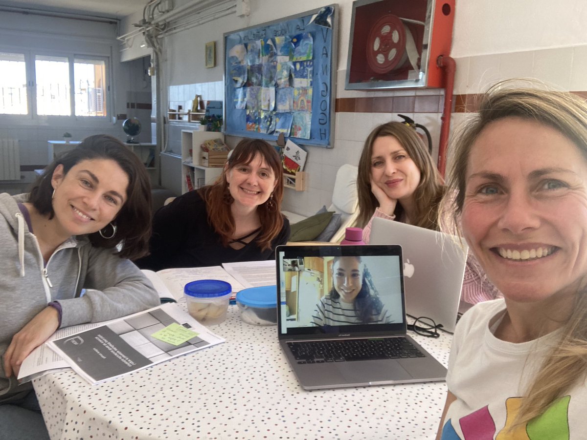 carbonell_sara's tweet photo. Muy ilusionadas en nuestra comisión de Prevención del Abuso Sexual en la Infancia del @Seminario_Valen Leyendo y debatiendo el informe europeo basado en evidencias https://t.co/M6WF6xOpoN https://t.co/o5NULqCx8m