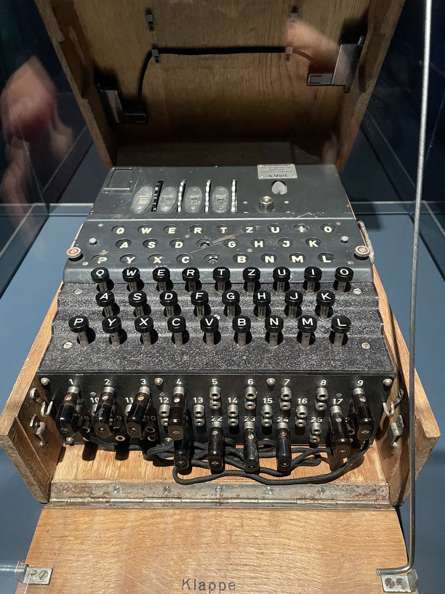 Spøgelsesmaskinen tweet media