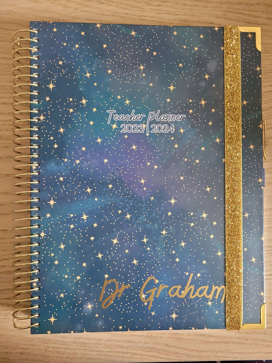 Sarah Graham tweet media