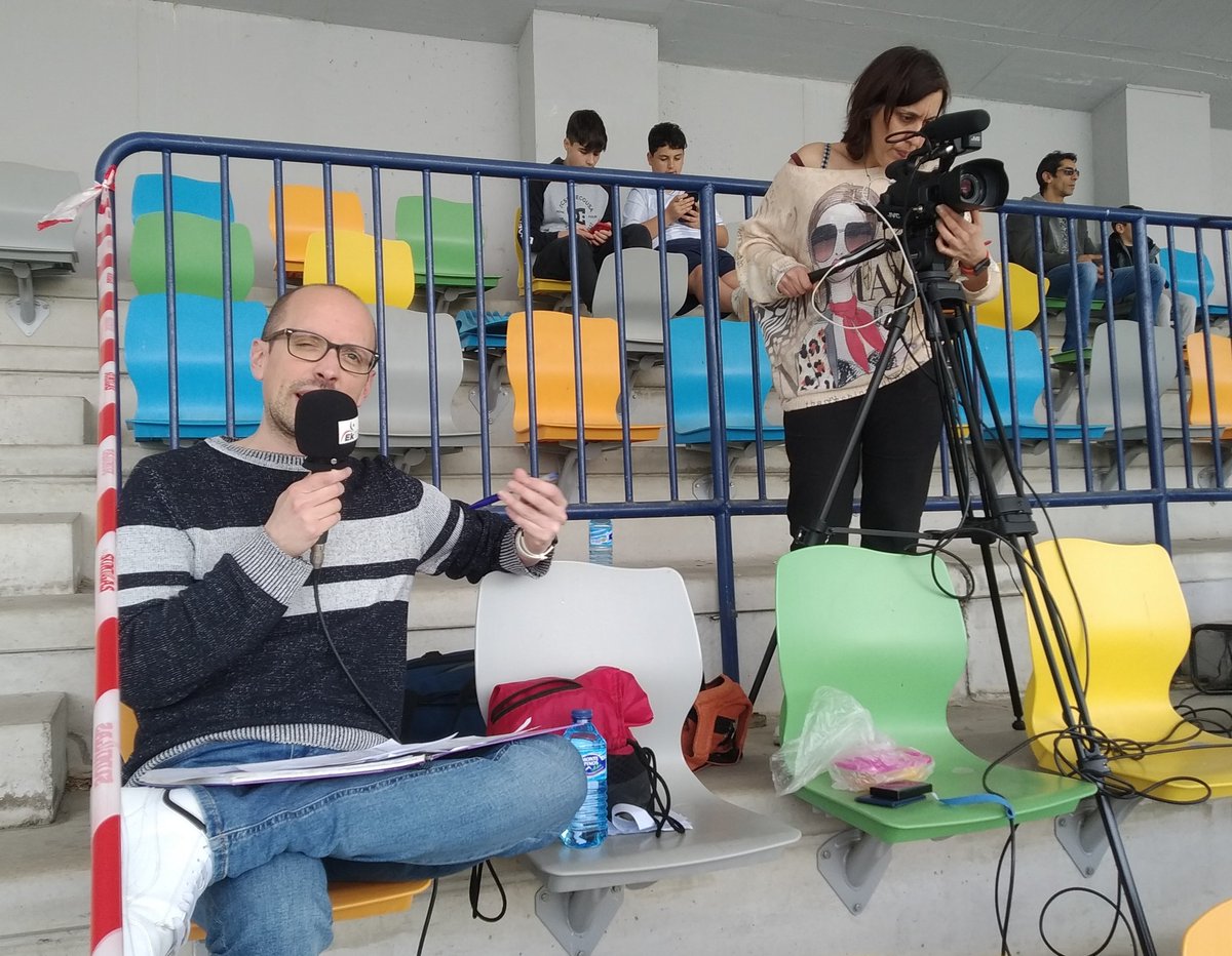 UnionSport1923's tweet photo. También agradecer a María y Sergio, el equipo de @EuskalkirolaTB desplazado hasta la Ciudad Deportiva y que ha ofrecido el triangular en directo, su profesionalidad y buen hacer.

👏🏻👏🏻👏🏻👏🏻👏🏻👏🏻👏🏻👏🏻👏🏻👏🏻👏🏻 https://t.co/ueLlxzx5rj