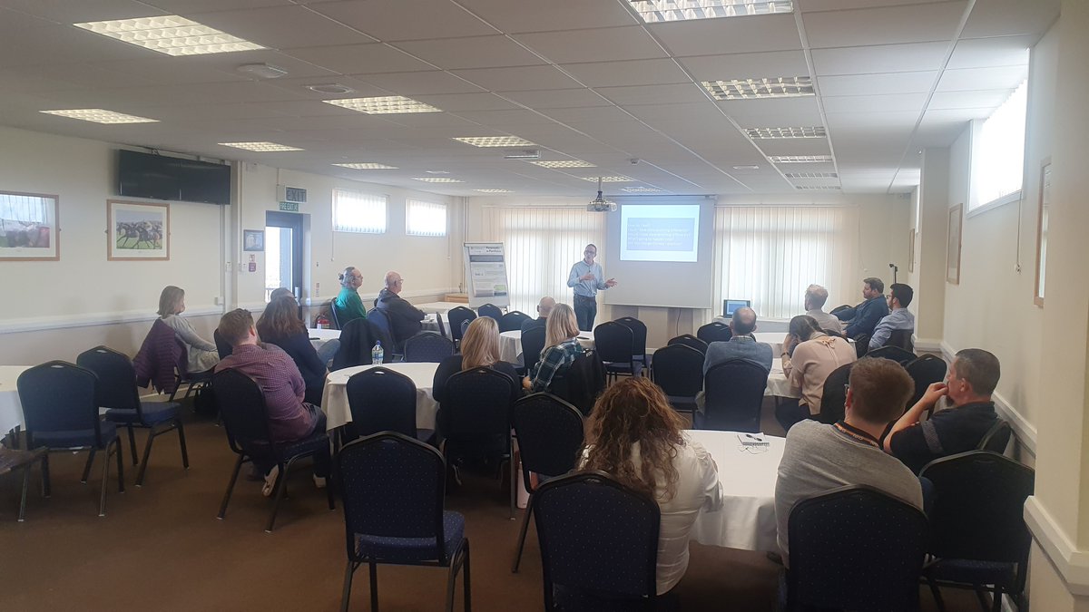 CHaydenAPLead's tweet photo. #SWPiPC conference lightening session #Paediatrics what goes bump in the night, managing risk! Great session from Dr Dan Magnus @SGPET @SomersetLMC https://t.co/QPU0uqo1jm