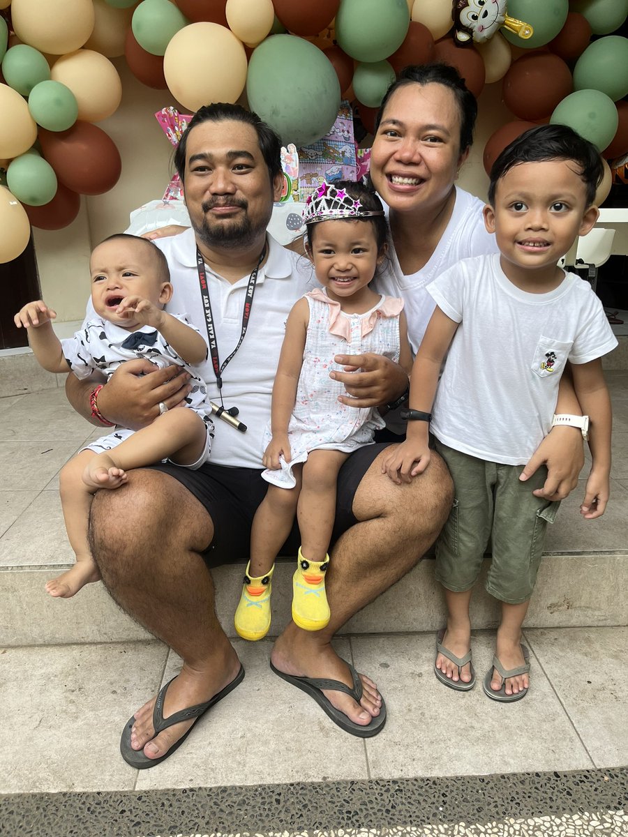 anganayu's tweet photo. the month of pisces 🥳 https://t.co/GVgUn6R0su