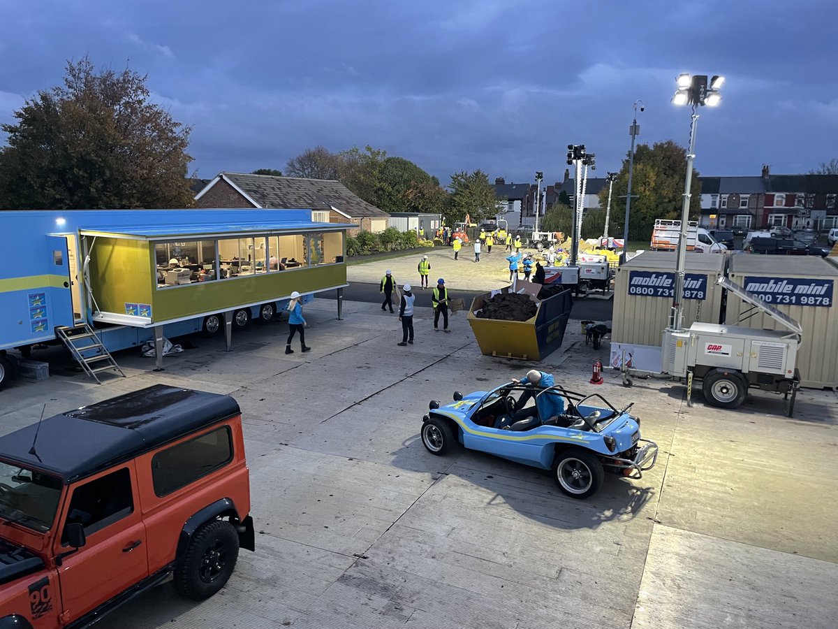 Anneka Rice tweet media