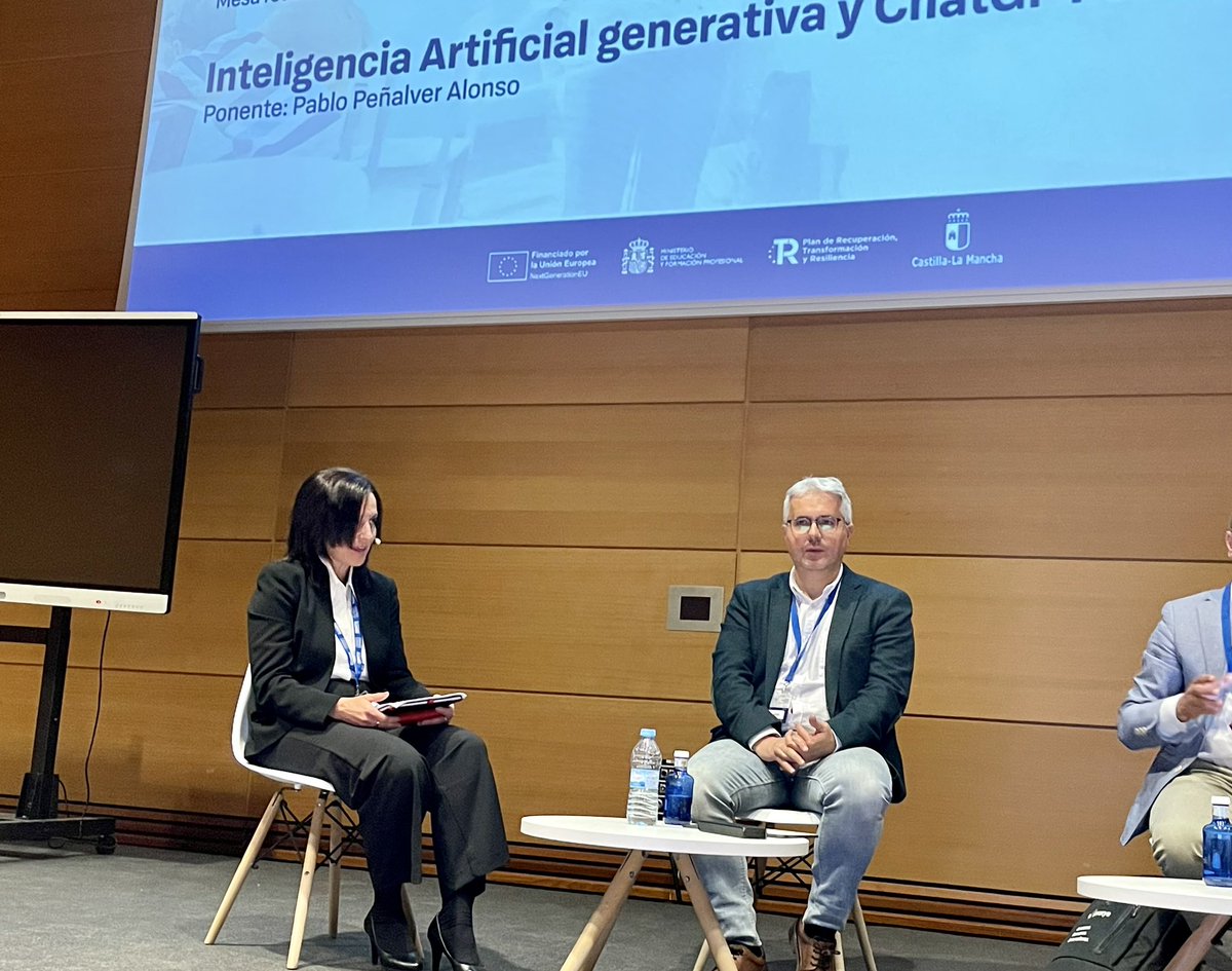David Rodríguez, Jefe de Servicio de Inteligencia Artificial Aplicada: “La Dirección Gral. de Administración Digital tiene el compromiso de ofrecer servicios pro-activos a la ciudadanía de Castilla-La Mancha, con foco en el ámbito educativo, utilizando IA” #DigEduCLM