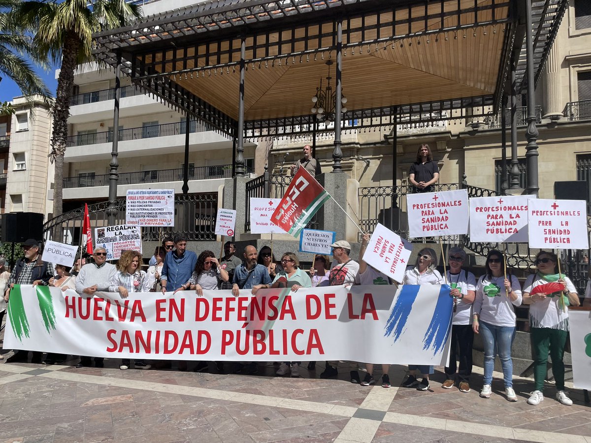 psoedehuelva's tweet photo. 🚨 #SANIDADPÚBLICA

👉Demandamos a Moreno Bonilla que deje de mentir y ponga freno a ese desvio de fondos públicos a la sanidad privada

🗣️ @MARIAEUGENIAL 

#25M #25MLaSaludNoSeVende https://t.co/rFJQv9nFIt