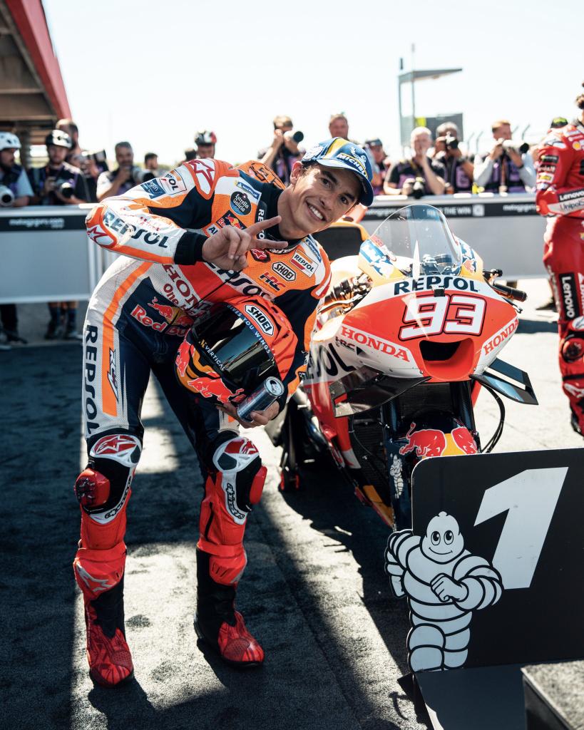 marcmarquez93's tweet photo. P1 🙌🏼 VAMOS!!! Una pole diferente, con los ojos puestos ya en la Sprint Race de esta tarde 💪🏼
-
P1 🙌🏼 VAMOS!!! A different pole today. Eyes on this afternoon’s Sprint Race💪🏼

#MM93 https://t.co/YcpDCqGRwW