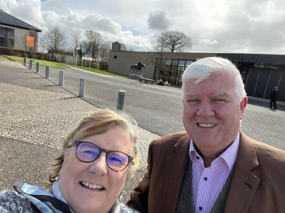 metaos's tweet image. #GoodToBeBack @curraghrace