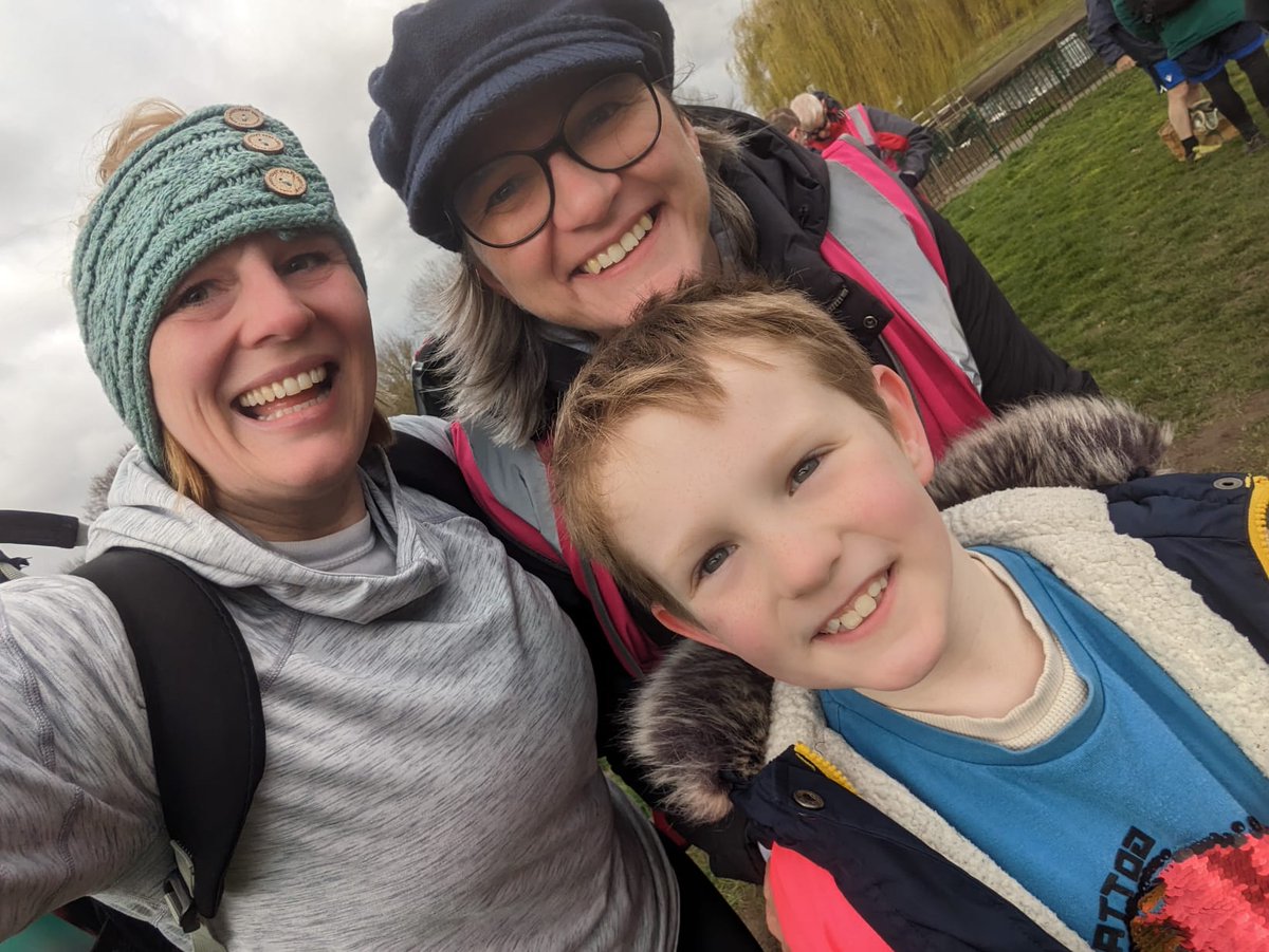 LynseyJaneB's tweet photo. Up early for volunteering today with my awesome side kick.
Bit blowy today, two big hands was probably one too many 🤣
@parkrunUK
#LoveParkrun
#ParkrunForever https://t.co/V2NzQoUETp