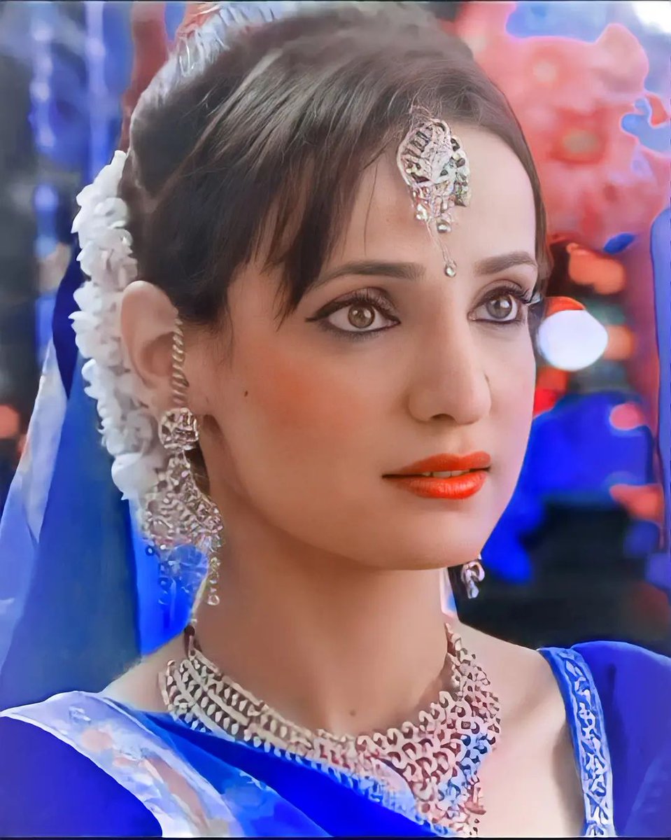 sanayaxslays's tweet photo. 10 Yrs of Sanaya as chanchaan

#Sanayairani https://t.co/XgMLUTE3sn
