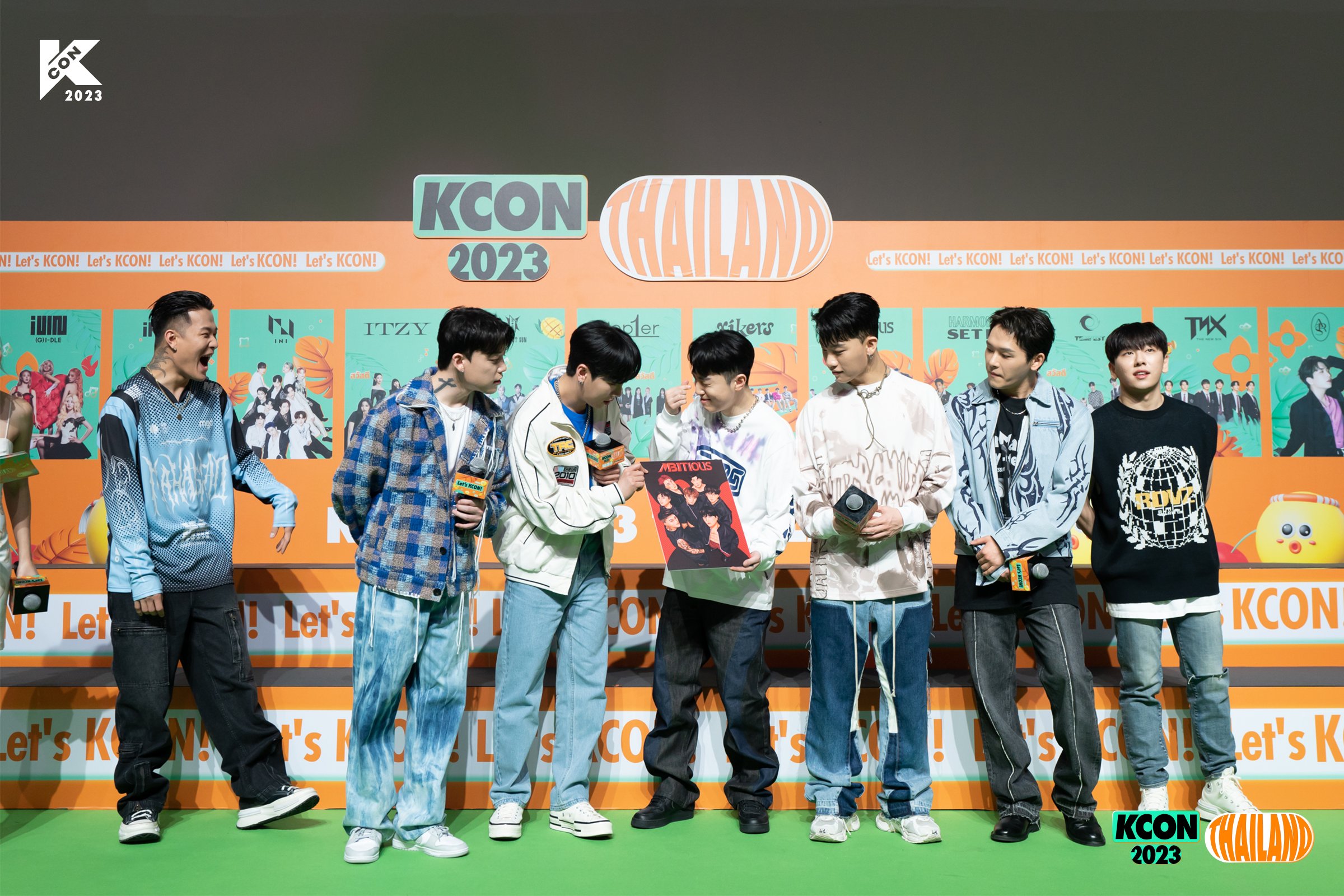 FsENoCgaAAMp5IR?format=jpg&name=4096x4096