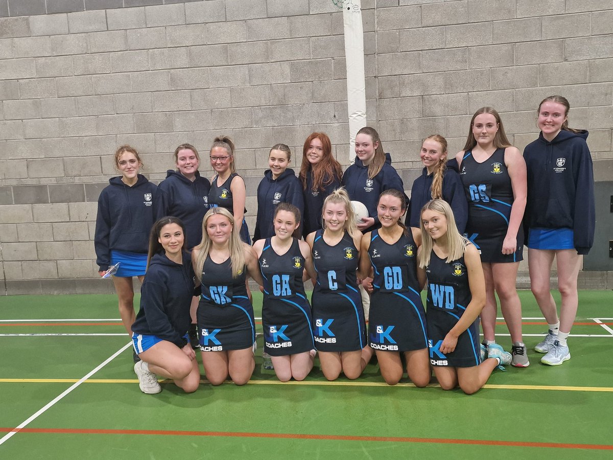 StEdwardsColl's tweet photo. A highly competitive Netball match V @CookstownHigh, who were fabulous hosts, followed by a trip to watch @BelfastGiants Ice-hockey #SECSportsTour2023 https://t.co/lrb7dvEGA4