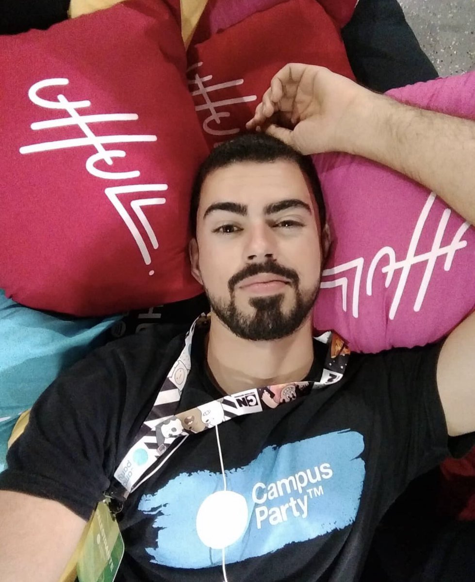 fazuhull's tweet photo. Dormindo e acordando pensando nela:
✨A #CPBSB5 ✨ https://t.co/olDKsgliqR