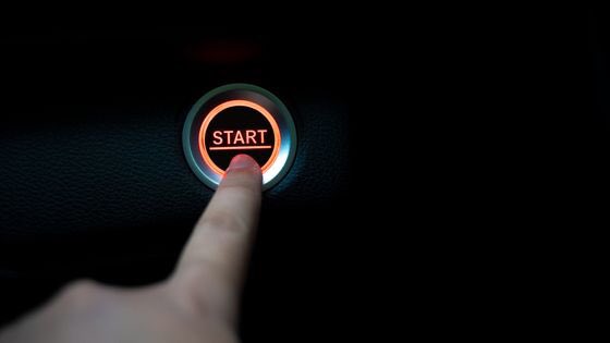 Nouveau départ nouvelle aventure.
Qui est là ?

N’ignorez pas ce tweet même si vous ne me connaissez pas.