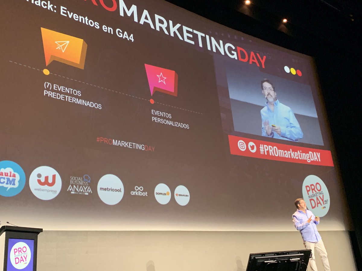mirindamc's tweet photo. Vuelve #PROmarketingDAY! @FerRubioA nos cuenta los hacks de #GoogleAnalytics y #Lookerstudio para empresas. Gracias @aulaCM por estas charlas tan interesantes! https://t.co/TSJJHeywS7