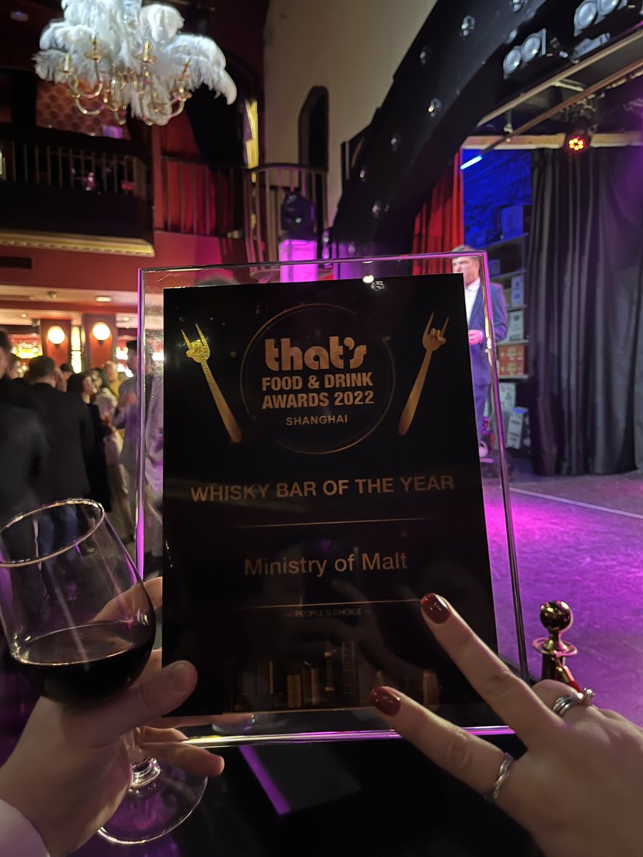 draminspector's tweet photo. Guess who won the “Whisky bar of the year” award? 😁 #shanghai #ministryofmalt #whisky #bar https://t.co/7ndmUIwKbM
