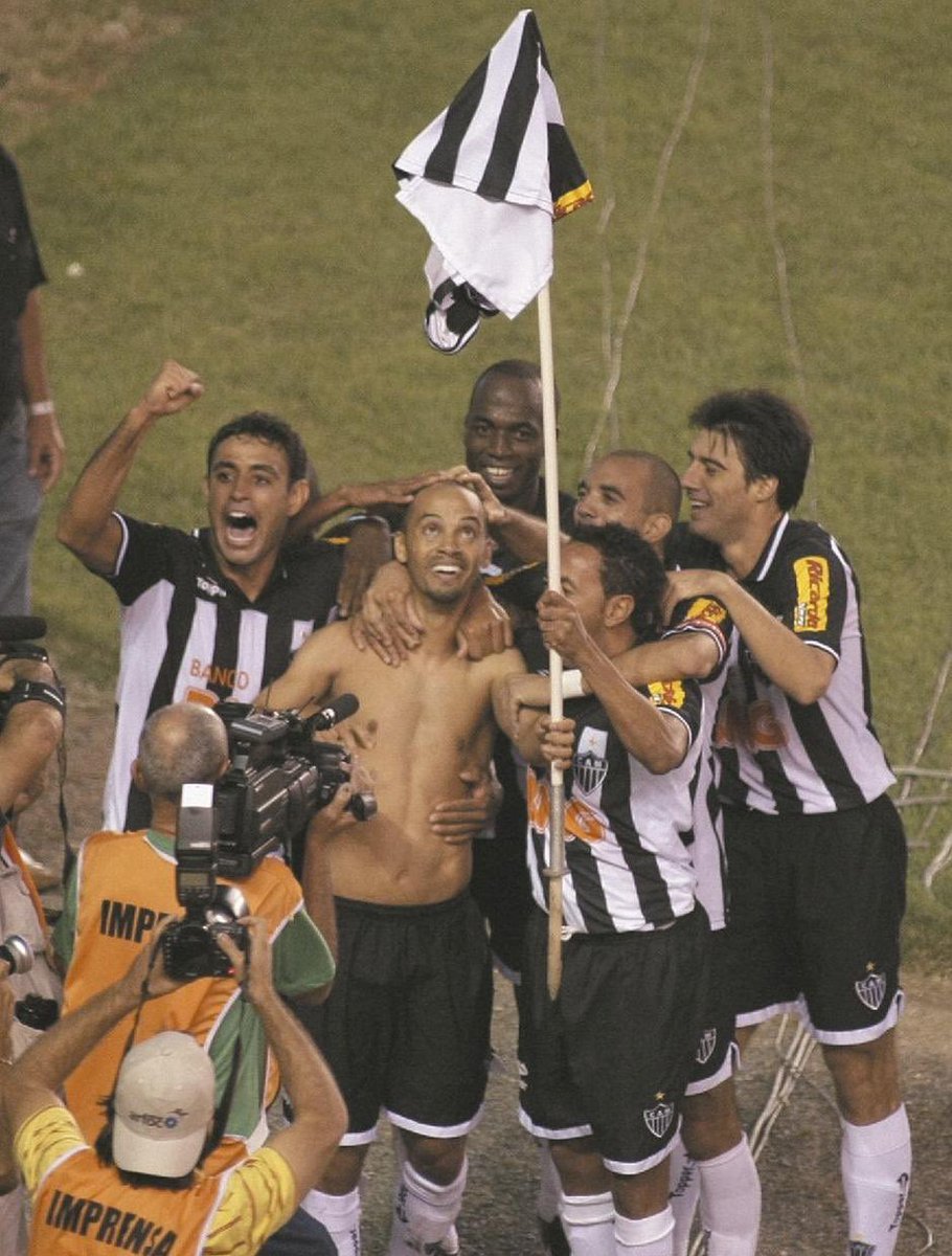 “Entra funcionário e fica torcedor pro resto da vida”.
Parabéns GALO 115 anos!!!
📷 Carlos Roberto