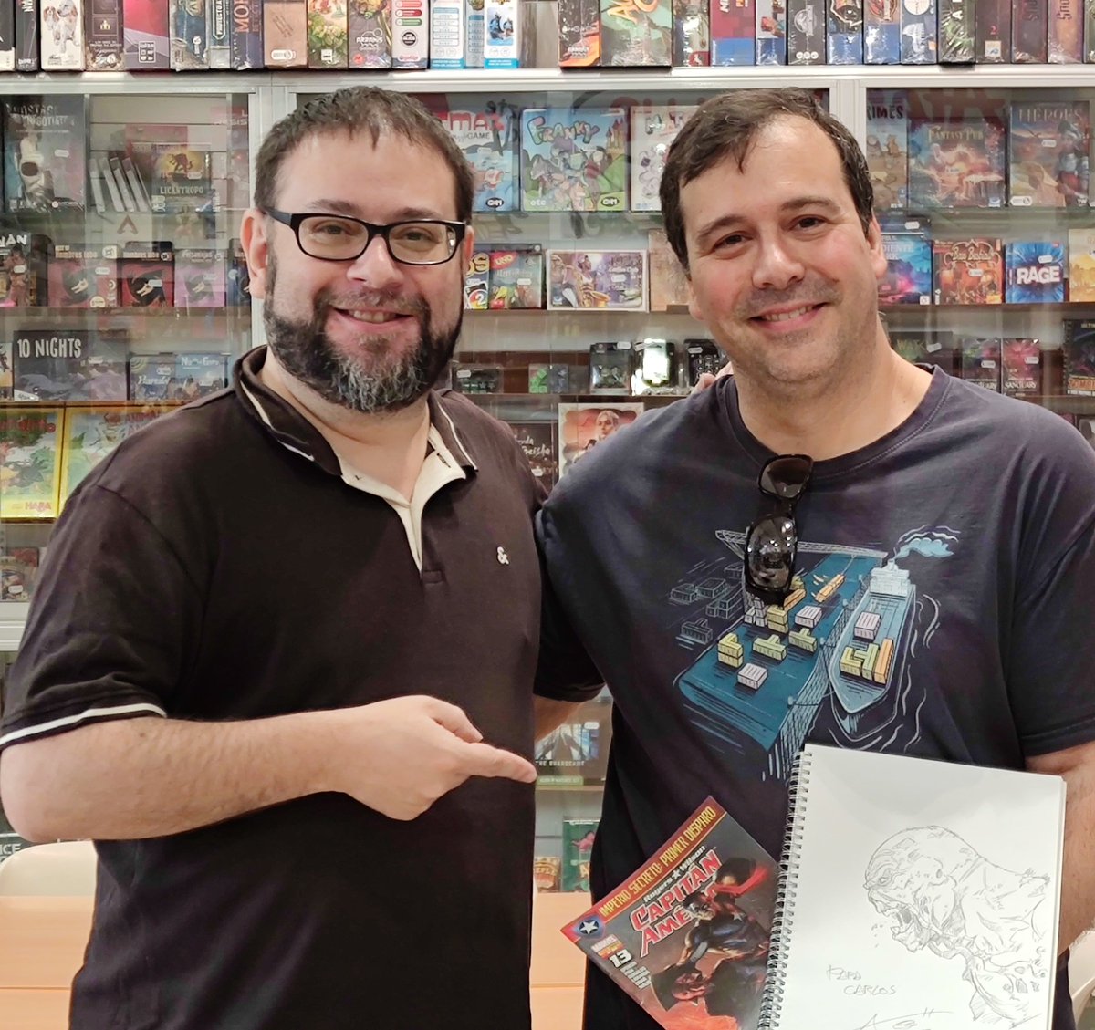 CarlosSamperr's tweet photo. Grande @andresguinaldo en @ateneocomics #unicomic https://t.co/yCqf3dRS9q