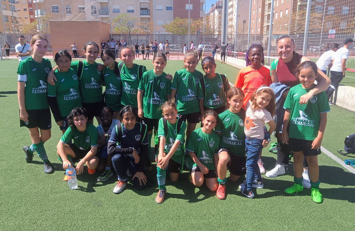 SMXathletic's tweet photo. 🏆 LIGA FEM AL/BENJ F8 | G. Único | J. 19 ⚽
❎ @SMXathletic 0 - #CDZeneta 4
📝 Partido igualado pero la efectividad en las áreas fue determinante 😔
🤗 Nuestras peques han recibido la visita de @AndreaLloret13, ex del @SMXathletic y actual jugadora del @FundaAlbaFem 😊✨💚 https://t.co/8yjkOUjij8