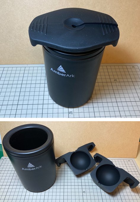 Amazonにて「Amber Ark クリスタルアイスメーカー」というのを買ってみました。約20時間で直系6センチの球体氷が1個作れます。ゆっくり凍るのでクリアな感じに。穴の部分もあるので完全にキレイな球体とはいきませんが…おしゃれで長持ちする氷ができました。 