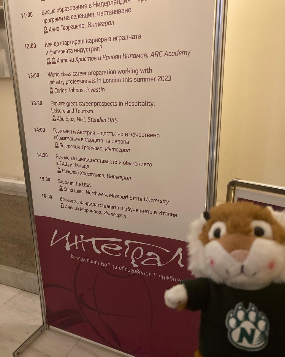 Bobby Bearcat is having a great time at the @worldeducationfair in Sofia! #studyintheusa