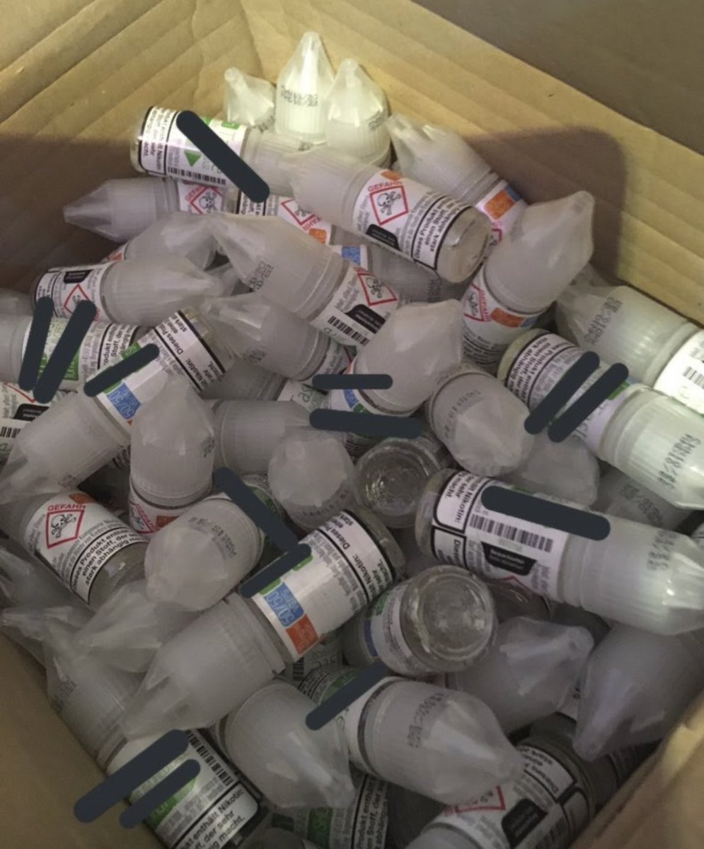 PantherNoster's tweet photo. @LoptrC Ja mittlerweile sieht diese Plastikverschwendung so aus: 
#EU das ist Ressourcenverschwendung in der westlichen Welt namens EU😡 https://t.co/6I5epgRDRm