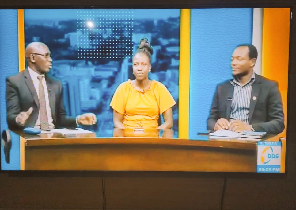 YondosNaomi's tweet photo. @PresidentofISUg and myself had an opportunity to speak @bbstvug about the Surveying Professions as well as invite you all for the PRE- AGM Conference at Imperial Resort Hotel slated for 30th and 31st March. #ISU #Surveying #GC
#Yondos4 #CCVS โจโจ https://t.co/SvR8hFVRIG