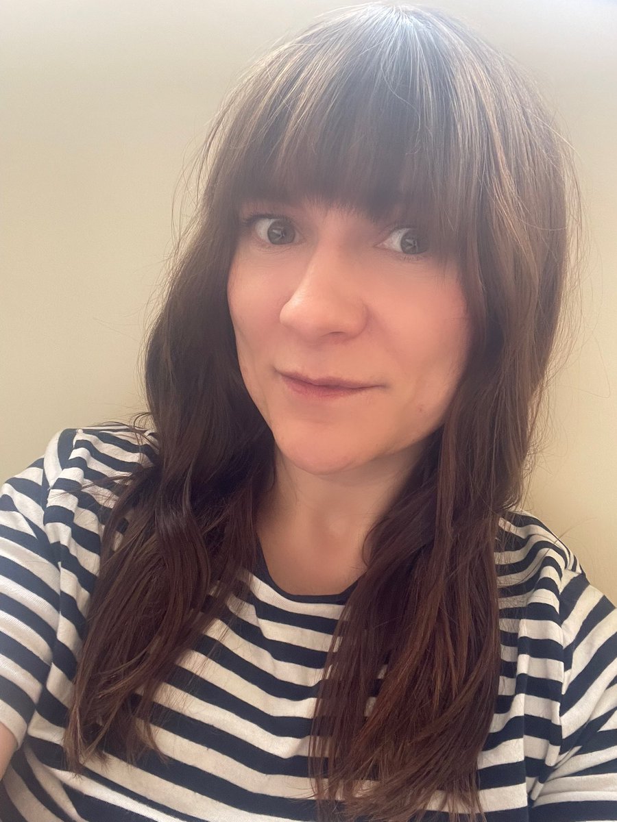 New hair! Thank you Jodie at @cuttingclub love it! 🖤