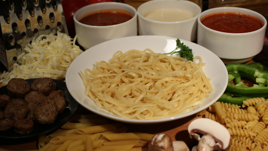 Did you March is national noodle and sauce month? Avanti's will celebrate pasta, noodles, and sauce daily, wouldn't you? Order your favorite pasta today!