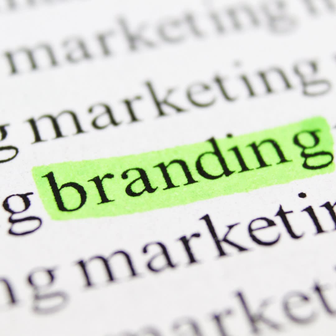 USFranchise's tweet photo. Your personal brand is more than just a logo or a catchy tagline - it's what sets you apart from the crowd and defines your professional identity. 🤝💼 

Read more why building and managing your personal brand is essential to your success! 🌟

https://t.co/Mf2Iq1TUZk

#Branding https://t.co/DQTq5rLwqq