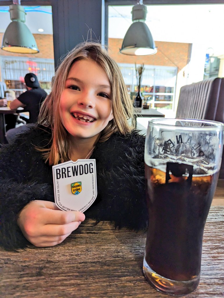 𝕭𝖊𝖊𝖗𝕳𝖚𝖓𝖙𝖎𝖓𝖌𝕾𝖙𝖔𝖗𝖒𝖙𝖗𝖔𝖔𝖕𝖊𝖗🍻 tweet media