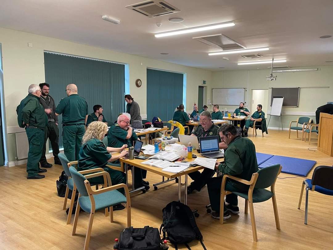 manxcal's tweet photo. 16 Hogg crew members are undertaking the level 3 certificate in first response emergency care (FREC3) 

This is a nationally recognised qualification ￼ and comprises of theory and practical with formal exams and assessments for both. https://t.co/ksFtzRfq91