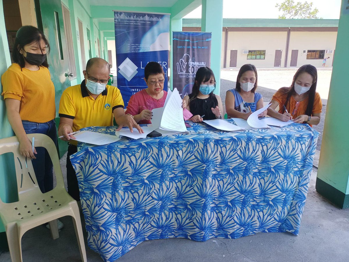 FreiSangil's tweet image. #Learn2Code! MOA Signing w/ SLTCFI & Oro Site HS, a partnership to bring gamified coding to students for FREE! This will also kick-start their journey to more advanced modules like #robotics, #datascience, and more! Girls are given priority for this run! :)
#python #coding