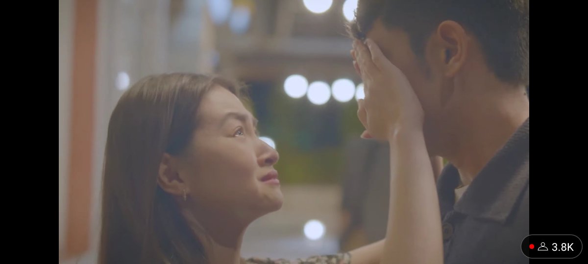 ruthdelos's tweet photo. Happy BarDa Day mga kapwa FiLay!!!😍😍😍

#BardaWYLAMMV 
#BarDaWayYouLookAtMeMV https://t.co/J1SEMTi8H2
