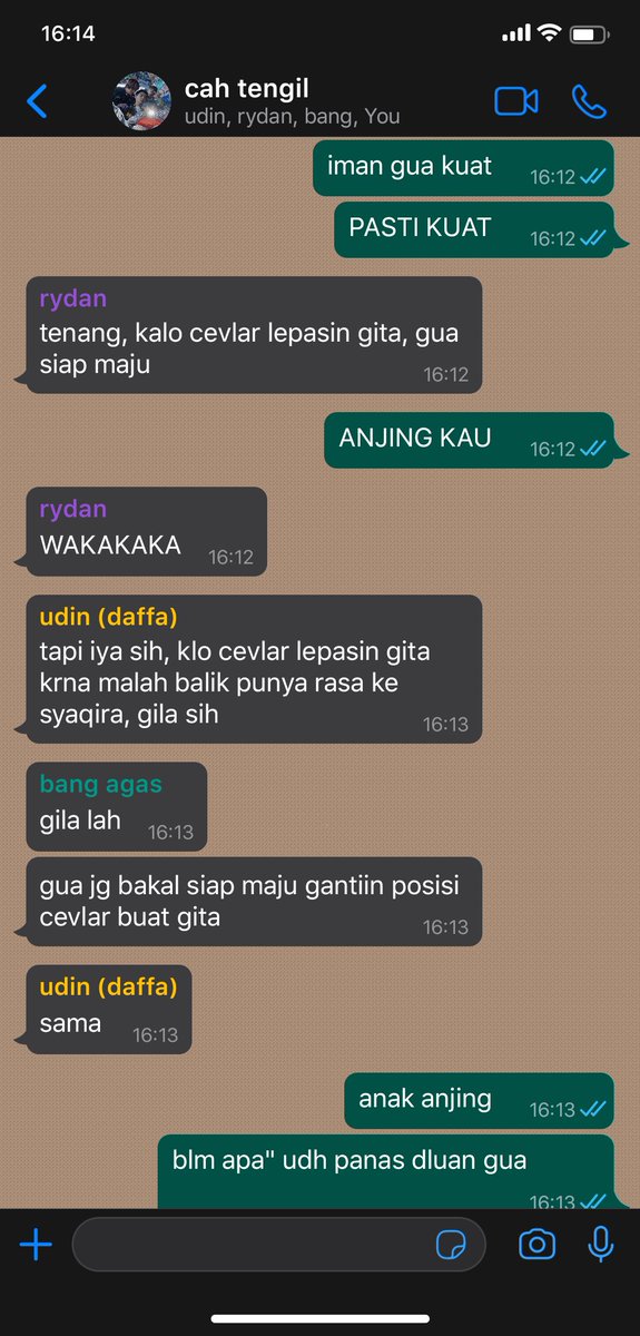 titikfiksi's tweet photo. — cah tengil https://t.co/VJOmIGjyY3