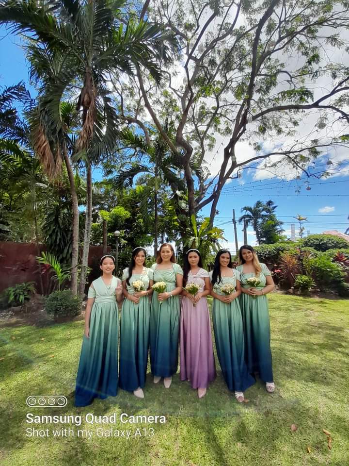 dclzayne's tweet image. Congratulations ate Mye and Kuya Ferdz💚🩷
*Photo credit to the owner (Ate Vhet)
#MyeFerdzMaidofHonor
#Newlywed 
#Rizal