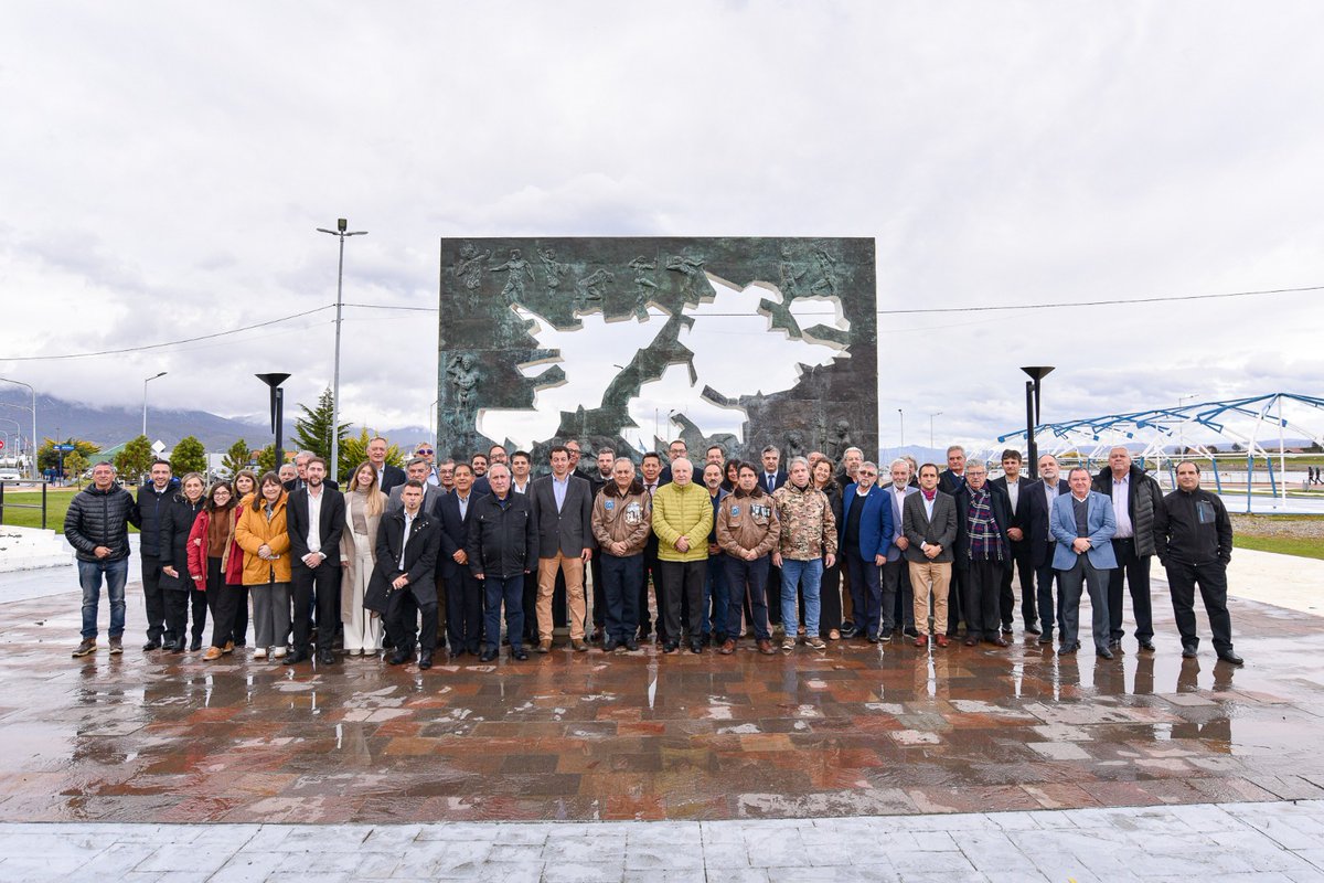 MoisesSolorza's tweet image. #CFEE Se realizó con gran éxito en mi Provincia el Plenario N 163 del Consejo Federal de Energía Electrica con la presencia de todos los representantes provinciales, presidido por el Sub Secretario De Energía Electrica de la Nación @santiagoyanotti @Energia_Ar @Cammesa_SADI