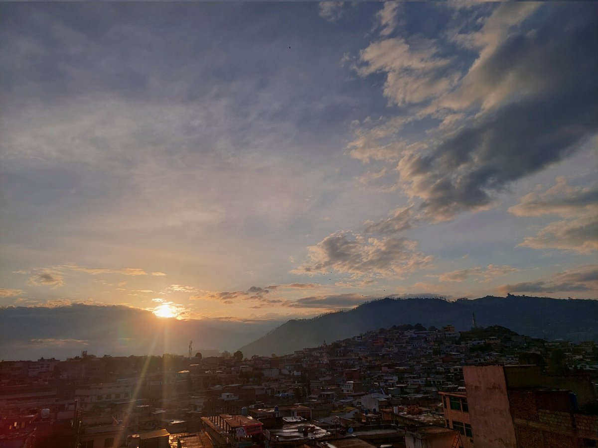 ureeebaba's tweet image. #3rdiftaar #alhamdulillah #staybless